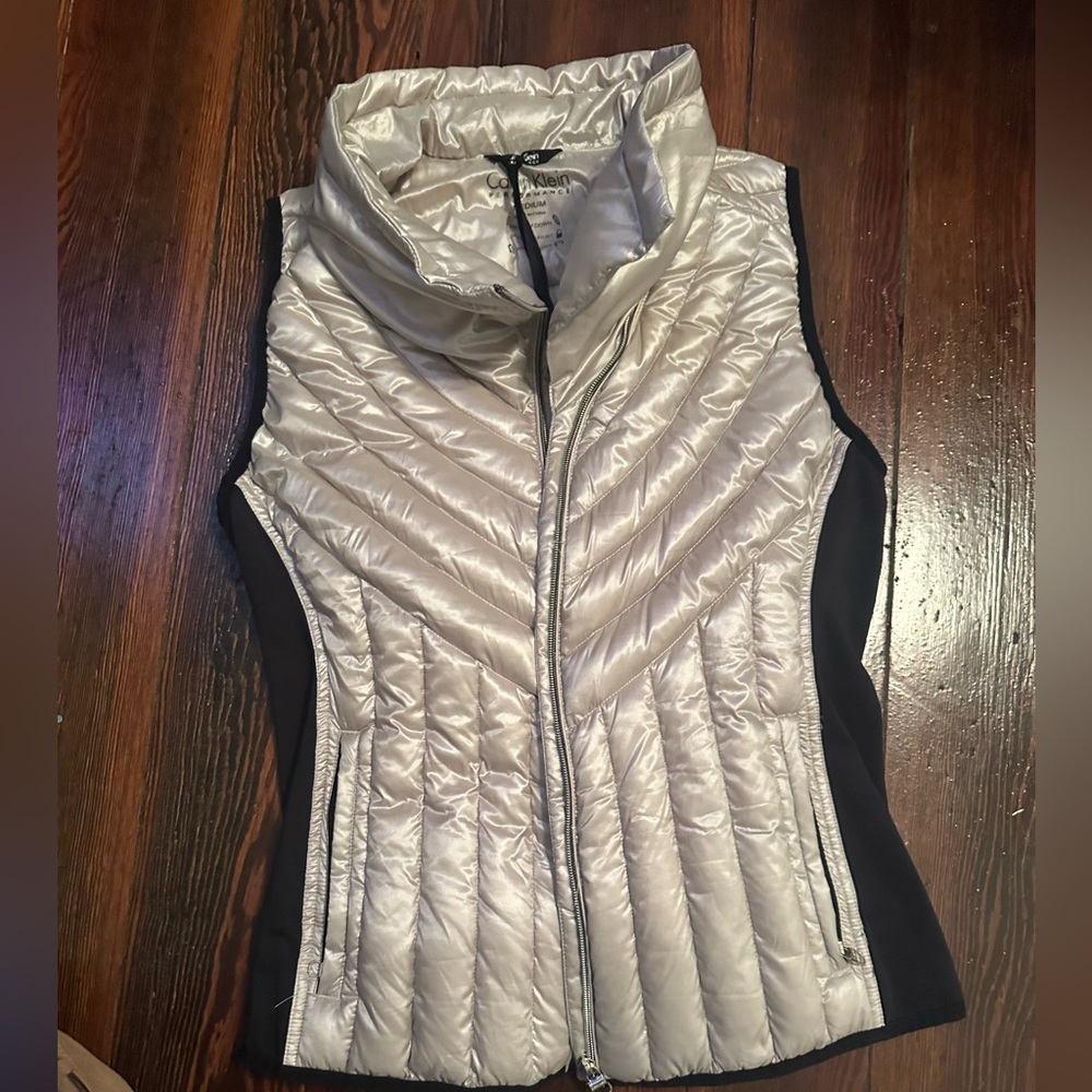 Calvin Klein Performance Metallic Silver Vest Wit… - image 1